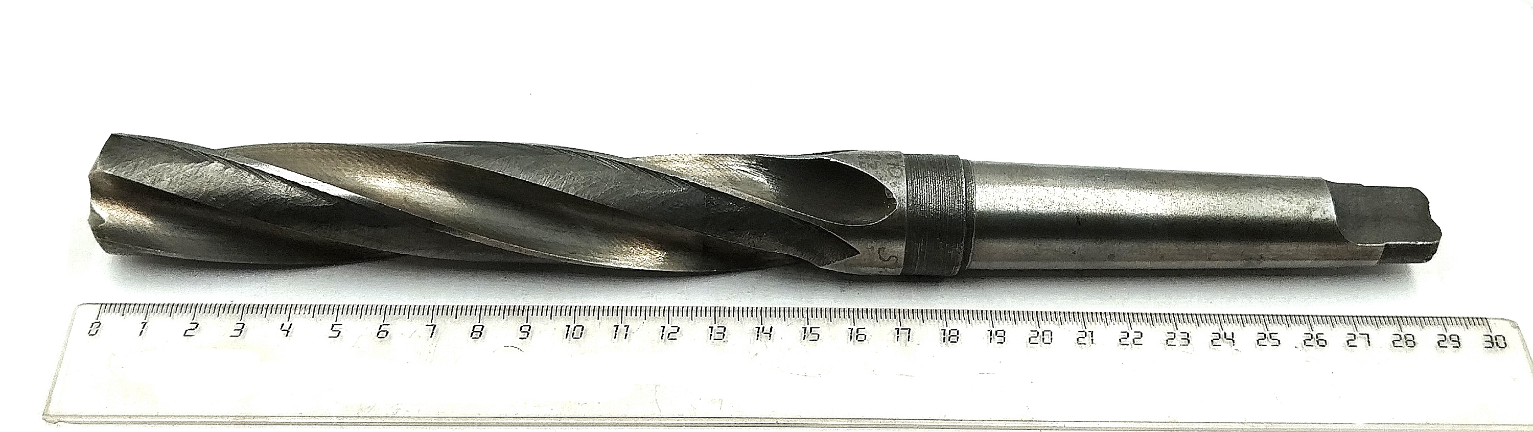 Зенкер цельный d 28 №1 к/х КМ3 Z=3 Р6М5 (Карандаш)