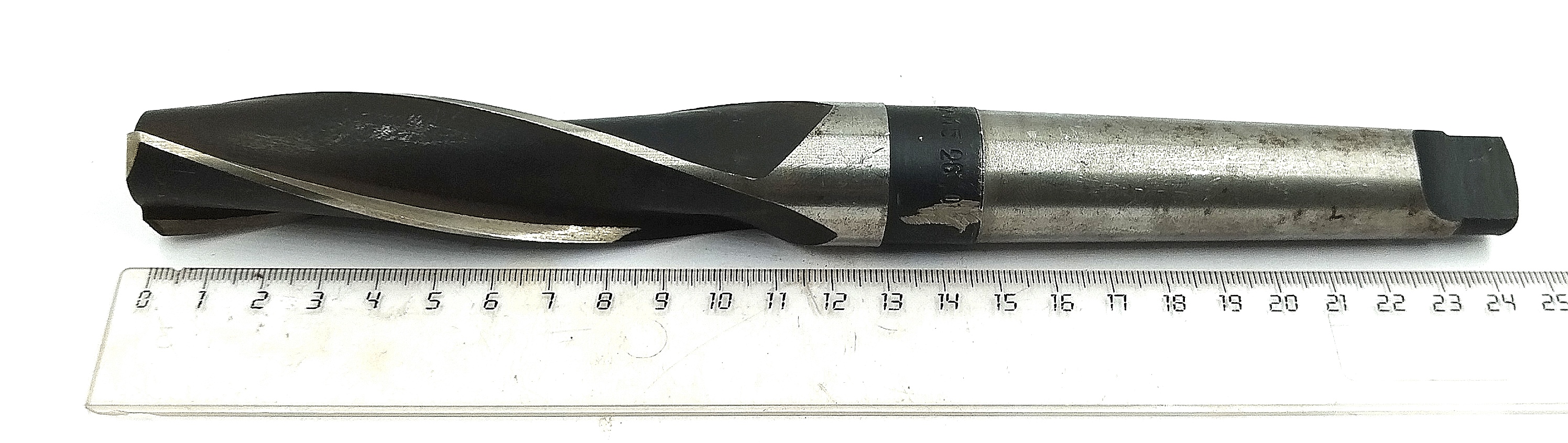 Зенкер цельный d 26 к/х КМ3 Z=3 Р6АМ5