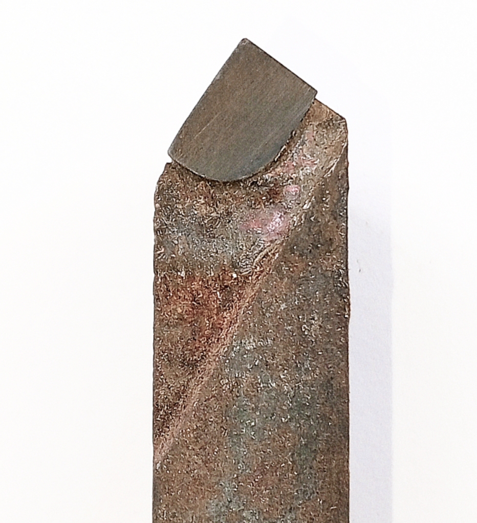 Резец прямой проходной 24х16х140 30° ВК8 (2100-4167) обдирочный