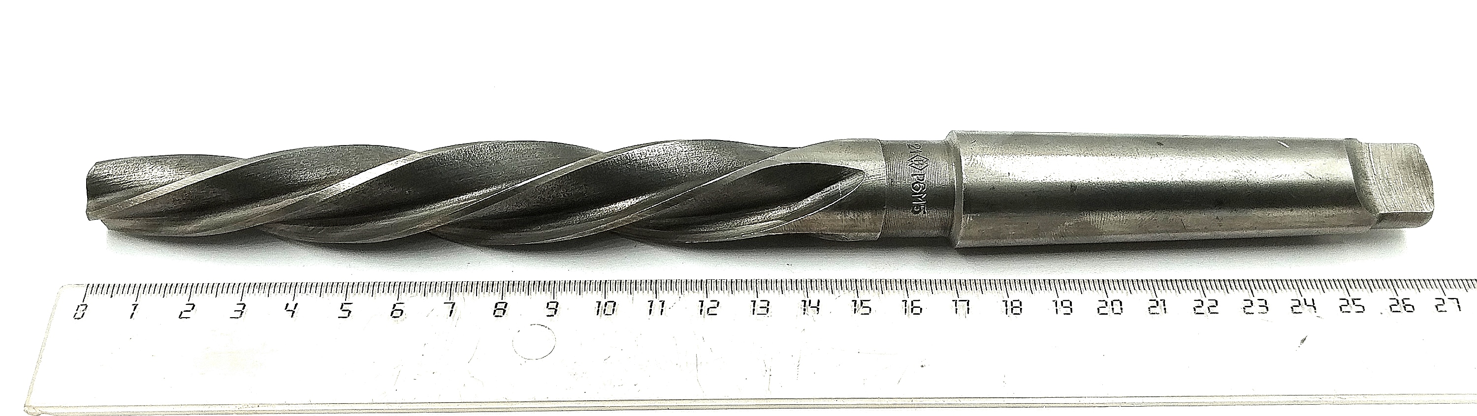 Зенкер цельный d 19 к/х КМ3 Z=4 Р6М5
