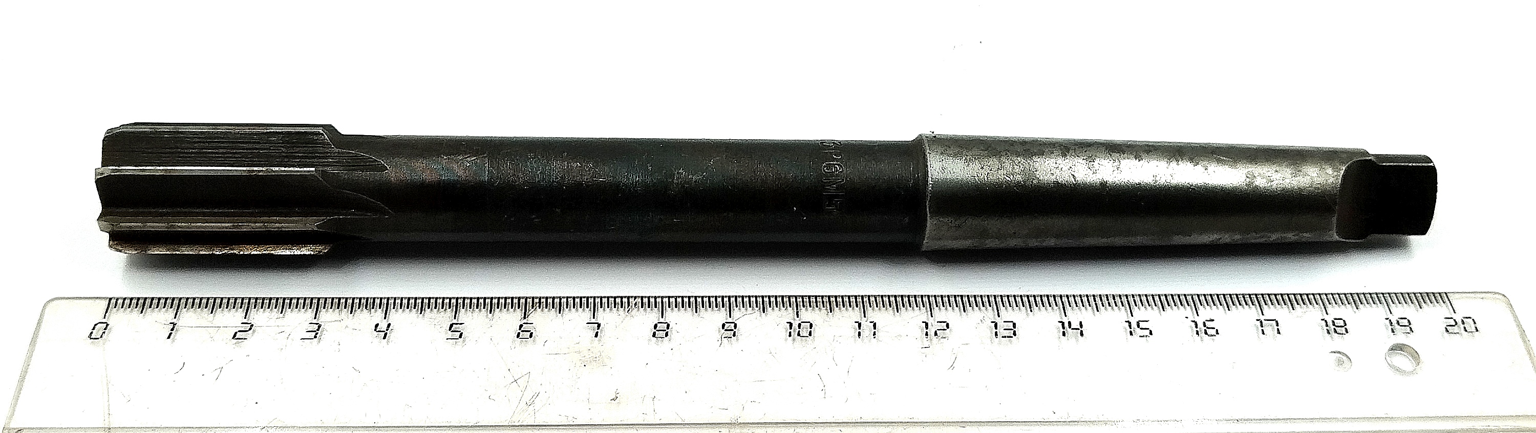 Развертка машинная d 20 к/х КМ2 Р6М5 Z=8