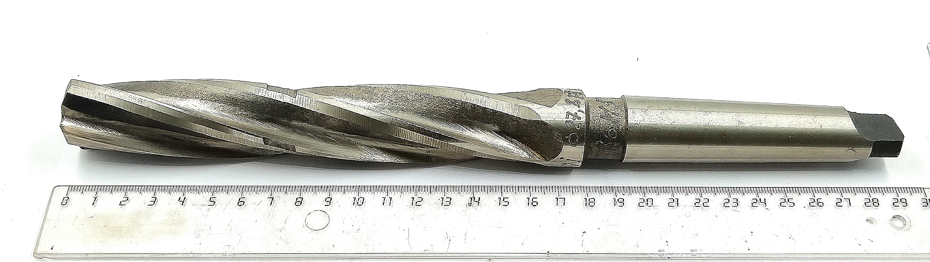Зенкер цельный d 27,8 H11 к/х КМ3 Z=4 Р6М5 (Карандаш)