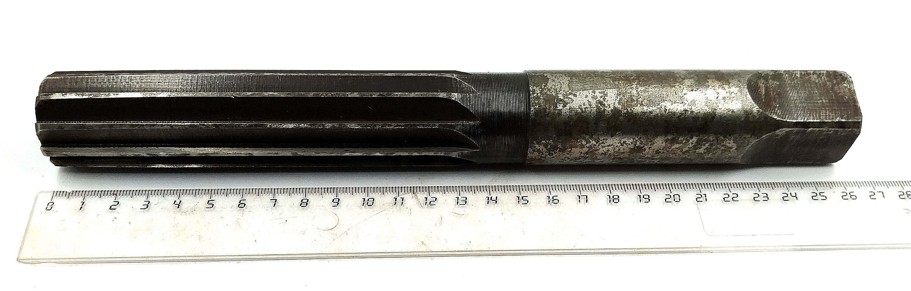 Развертка ручная d 32  ц/х Z=10