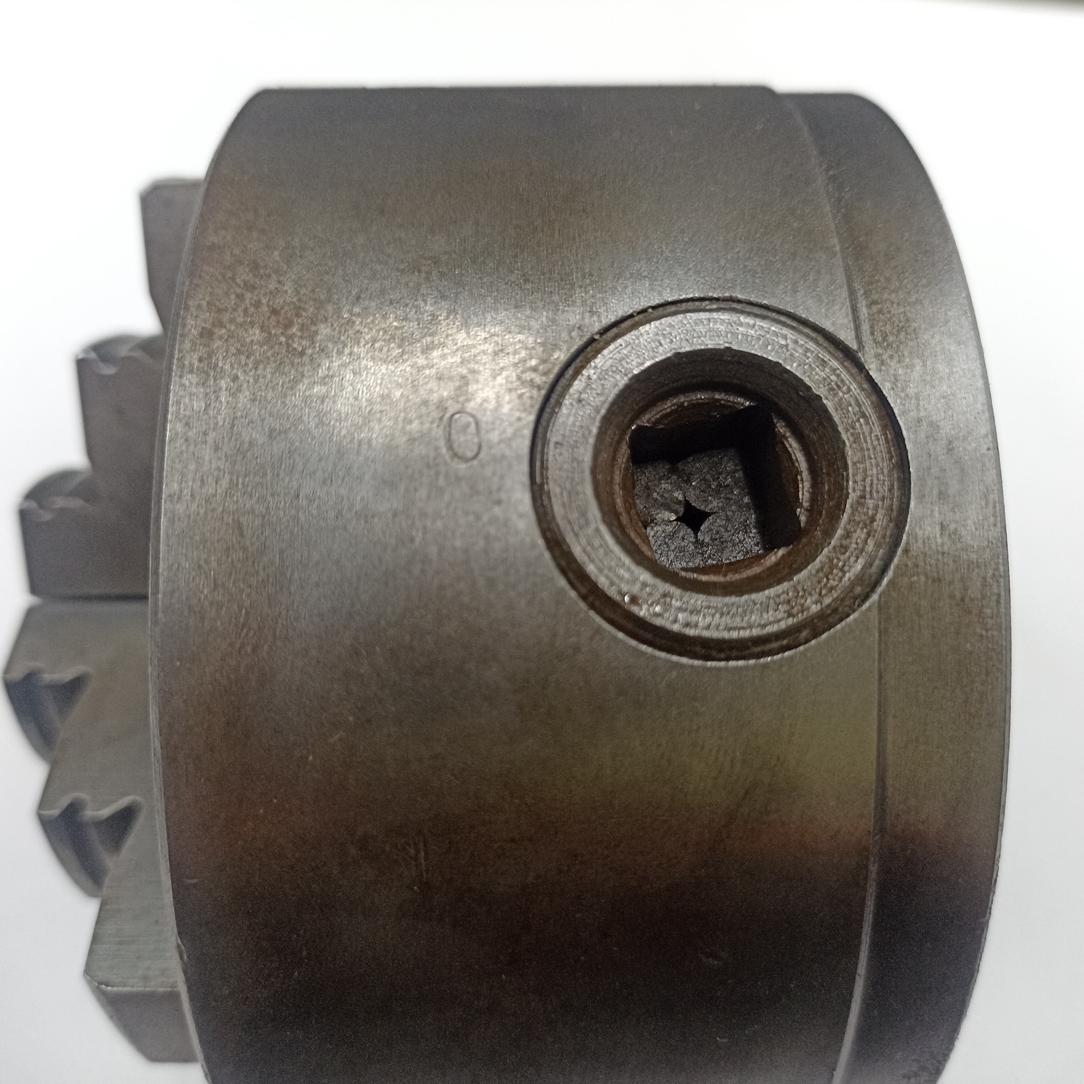 Патрон токарный самоцентрирующийся 3Х кулачковый 7100-0002 d100 с прямыми кулачками с посадкой на планшайбу посадочный поясок d72