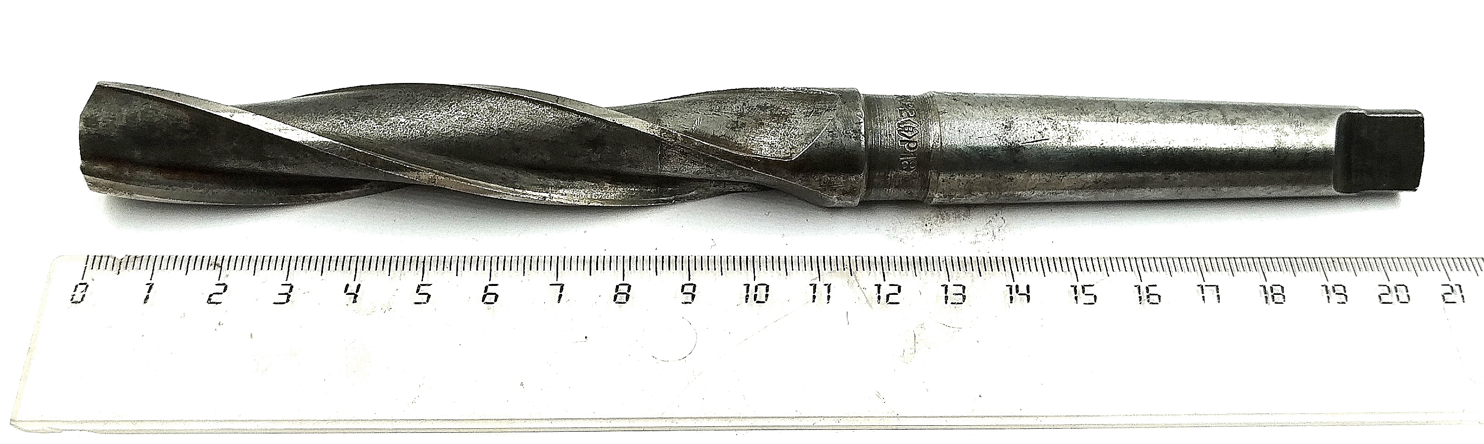 Зенкер цельный d 19 №2 к/х КМ2 Z=3 Р18