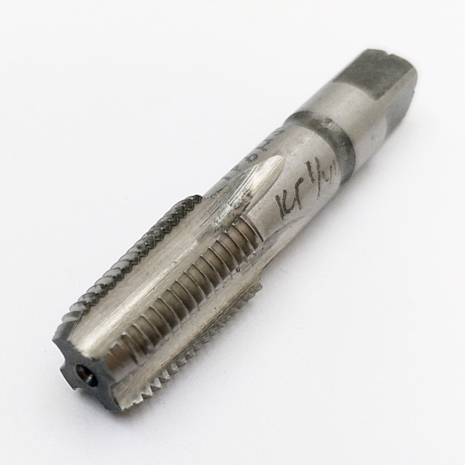 Метчик 2680-0005 конический дюймовый K 1/4"-18 Р6М5 60° (машинно-ручной) ГОСТ 6227-80