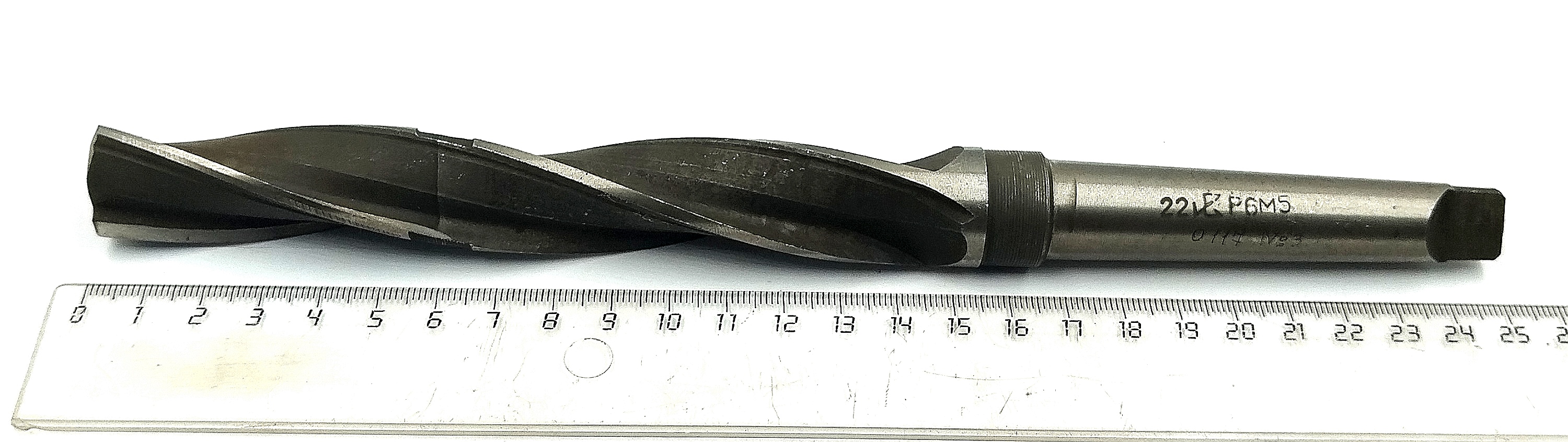 Зенкер цельный d 22 к/х КМ2 Z=3 Р6М5