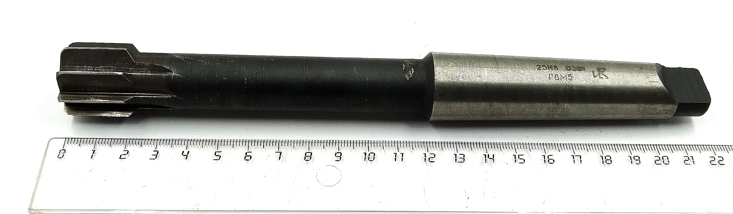 Развертка машинная d 25 Н8 к/х КМ3 Р6М5 Z=8