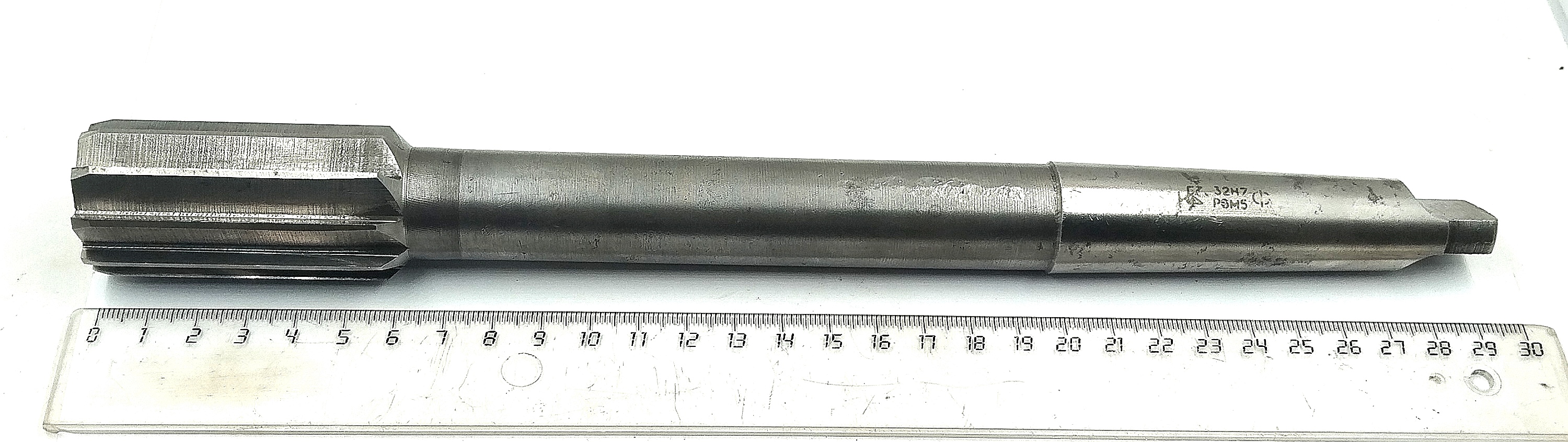 Развертка машинная d 32 H7 к/х КМ3 Р6М5 Z=10