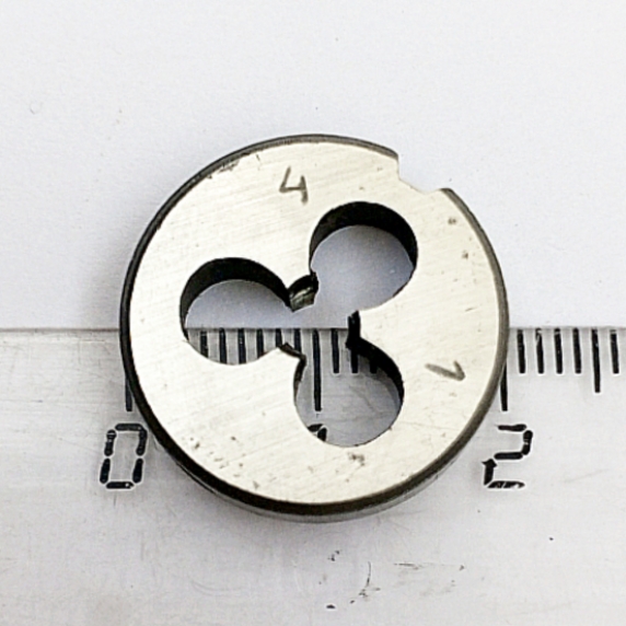 Плашка М4,0х0,5 9ХС (D20мм, L5мм) ГОСТ 9740-71 (компл-т из 3шт)