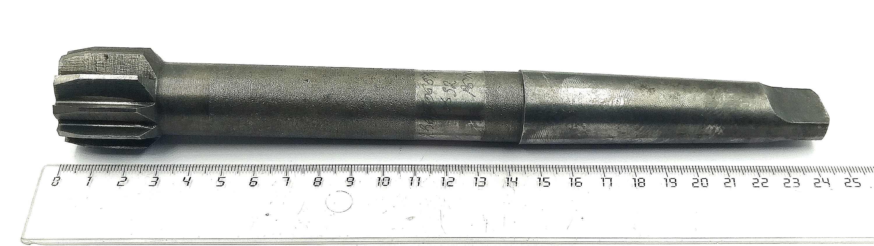 Развертка машинная d 32 к/х КМ3 Р6М5 Z=10 (Карандаш)