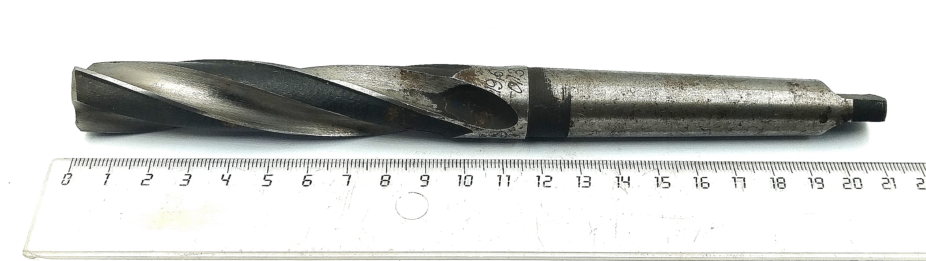 Зенкер цельный d 19,61 к/х КМ2 Z=3 Р6М5К5 (Карандаш)