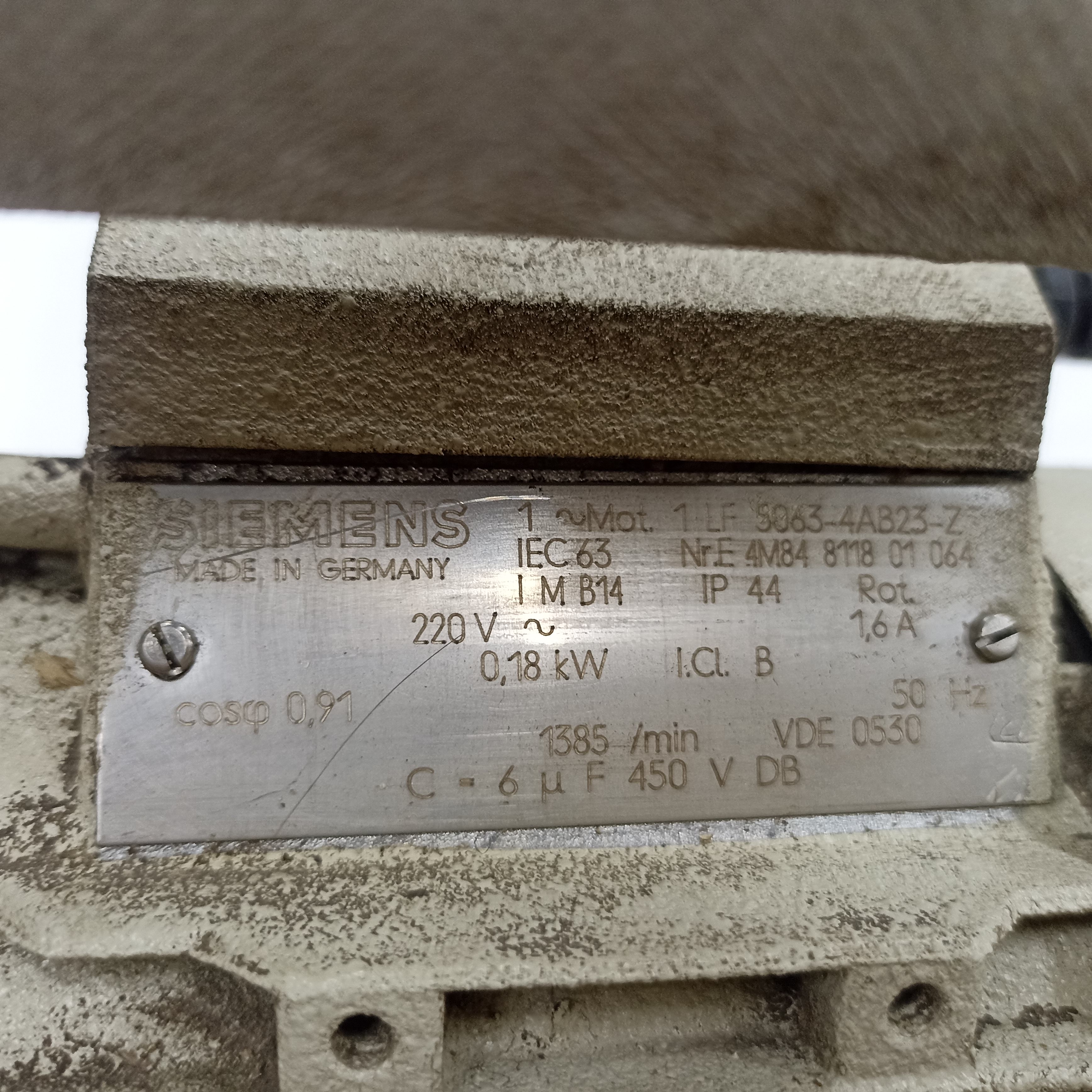 Масленный насос FITTED тип OF 4-2, 0 ,   15 л/мин, двигатель 220V, 0,18кВт 1385 об/мин