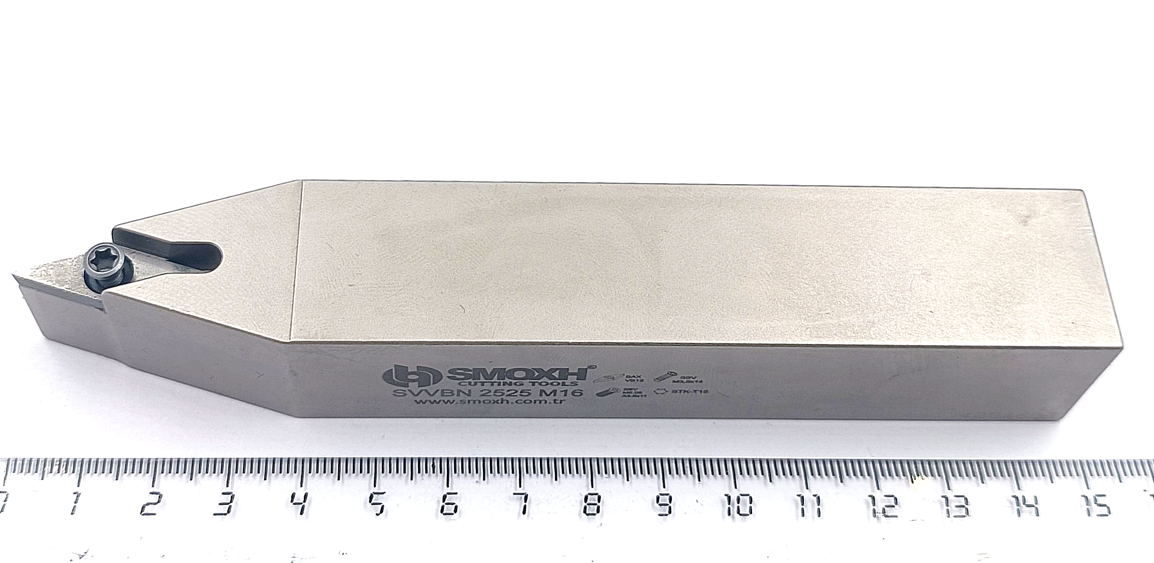 Державка прямая проходная SVVBN 2525 M16
