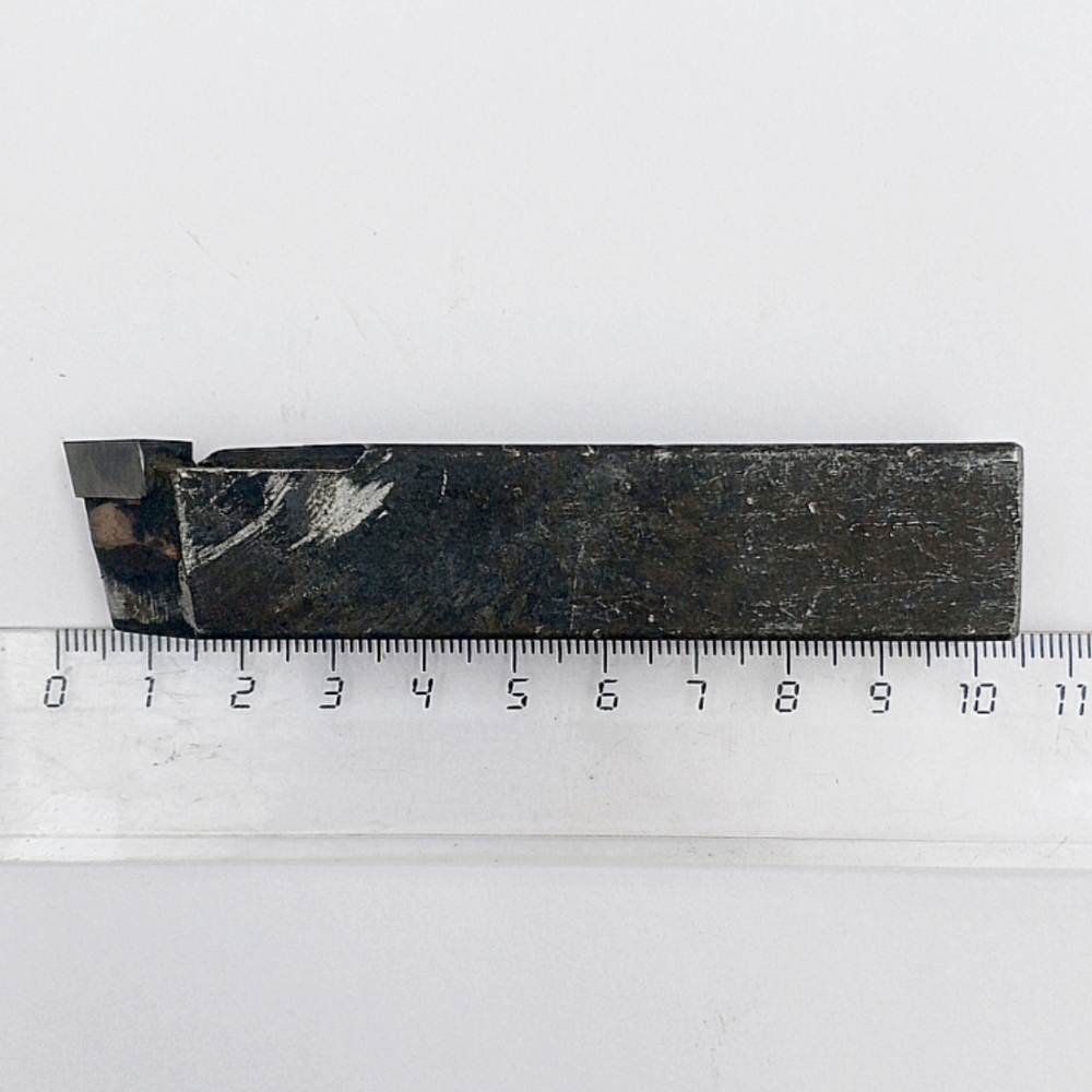 Резец прямой проходной (2100-0057) 20х20х100 φ=45° Т15К6 (исполнение 1, угол врезки пластины 0°) обдирочный ГОСТ 18878-73