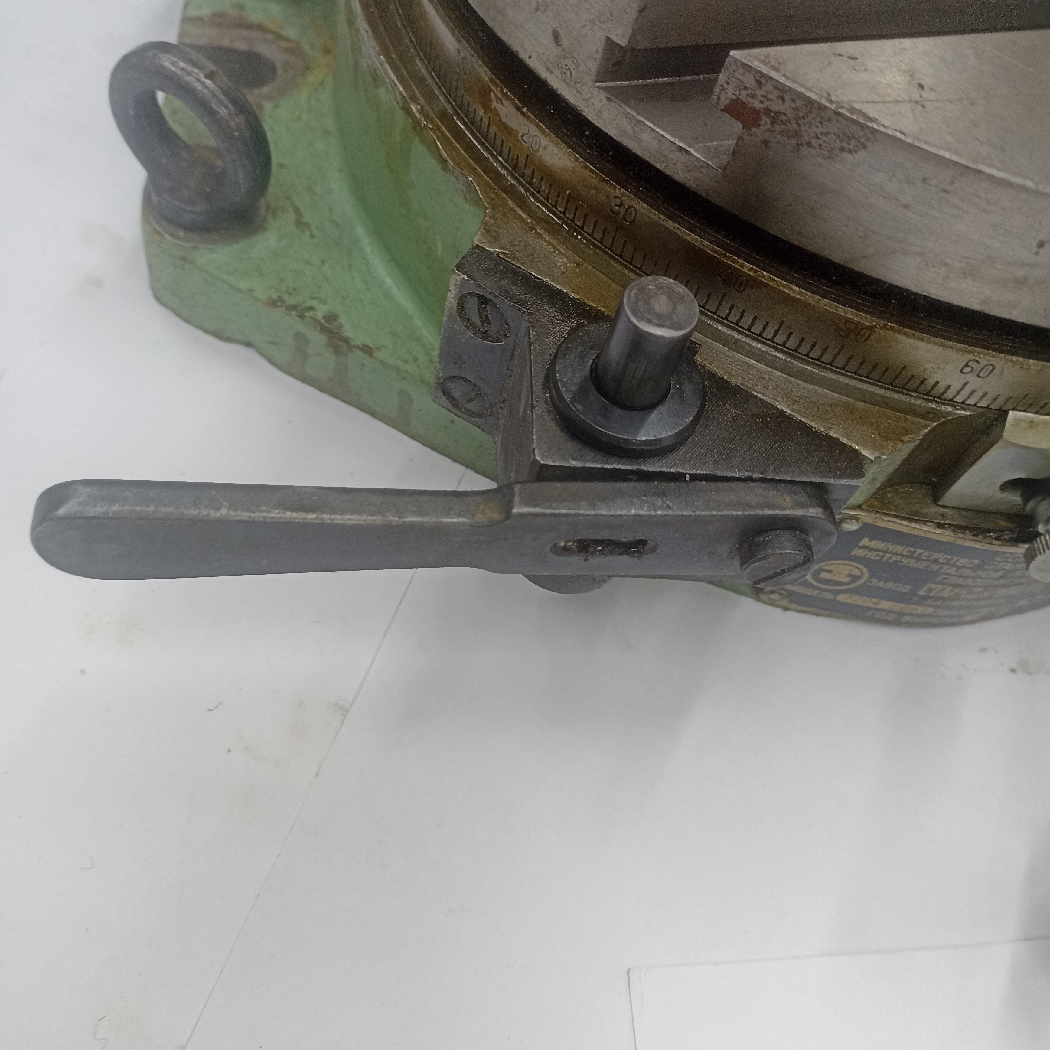 Стол поворотный d 250 горизонтальный, модель 7204-0003