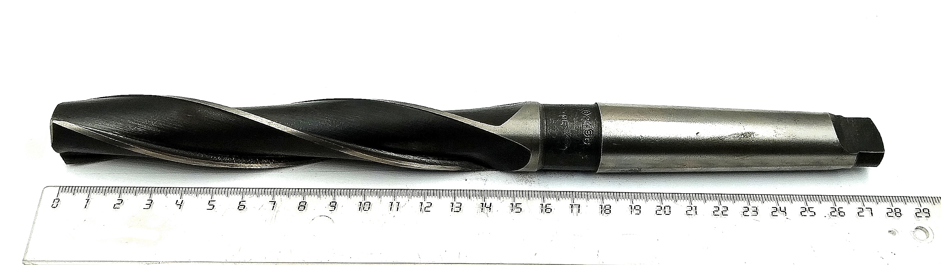 Зенкер цельный d 24 к/х КМ3 Z=3 Р6АМ5