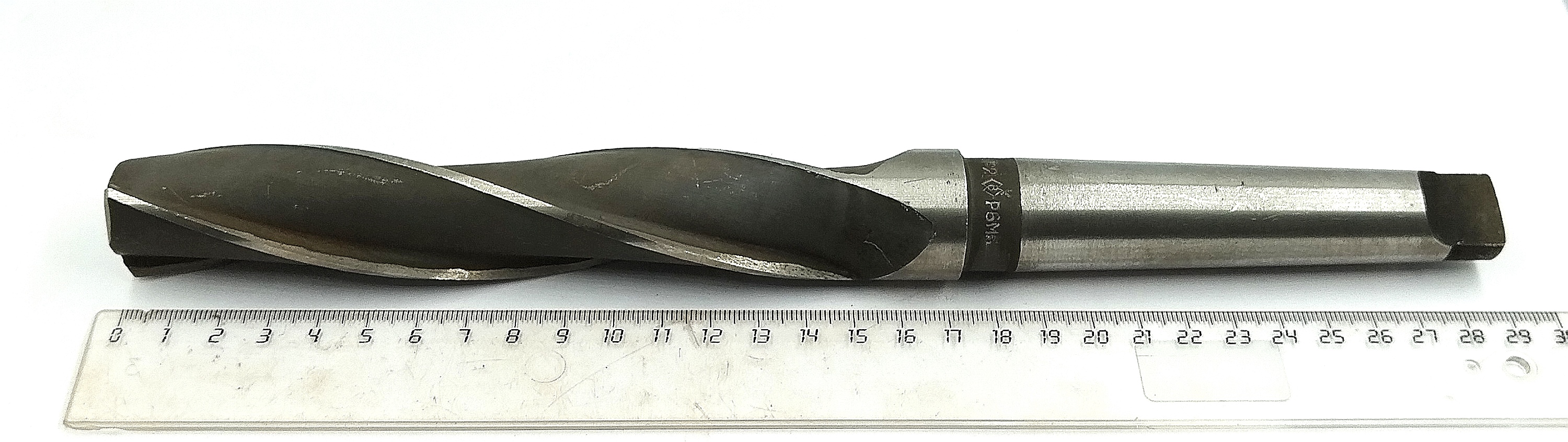Зенкер цельный d 28 №2 к/х КМ3 Z=3 Р6М5