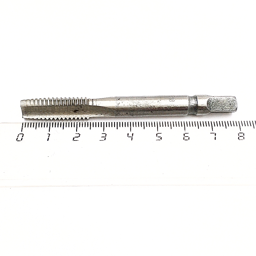 Метчик М10х1,5 м/р, сквозной (черновой, №1) Р18