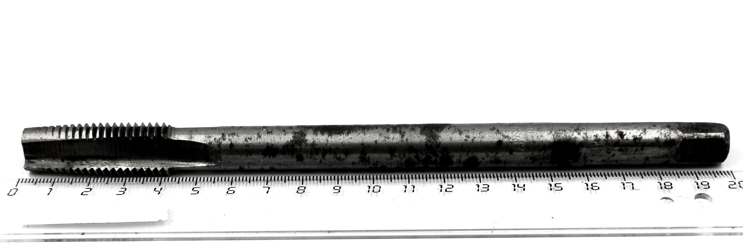 Метчик М16 (2) гаечный хвостовик квадрат HSS