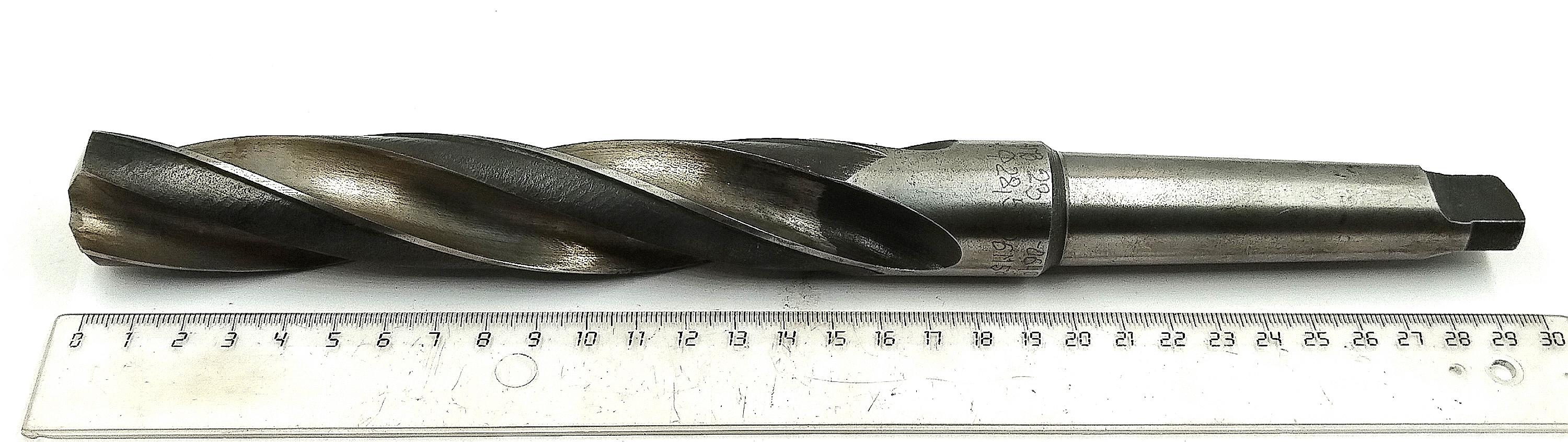 Зенкер цельный d 28,58 к/х КМ3 Z=3 Р6М5Ф3 (Карандаш)