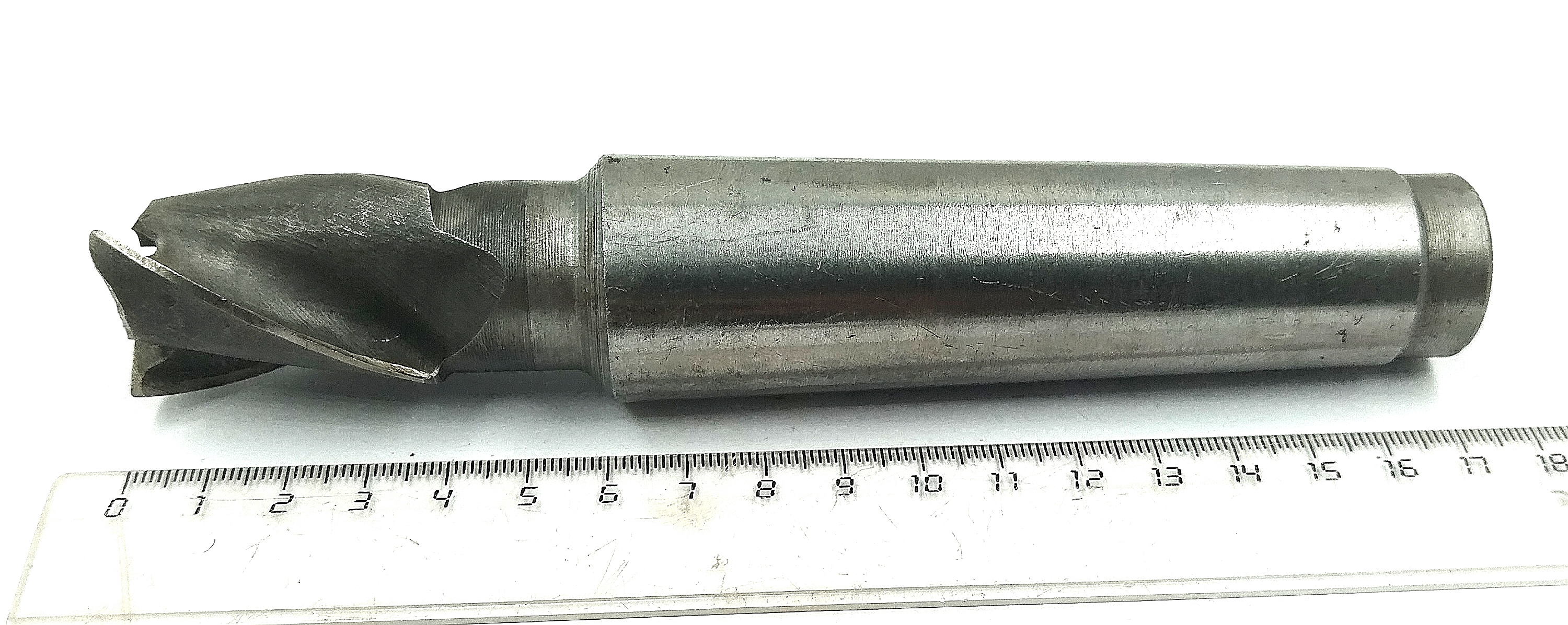 Фреза Концевая d 28х40 к/х Z=3 КМ4 