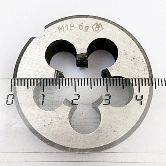 Плашка М18х2,5 9ХС 6g (D45мм, L18мм) ГОСТ 9740-71