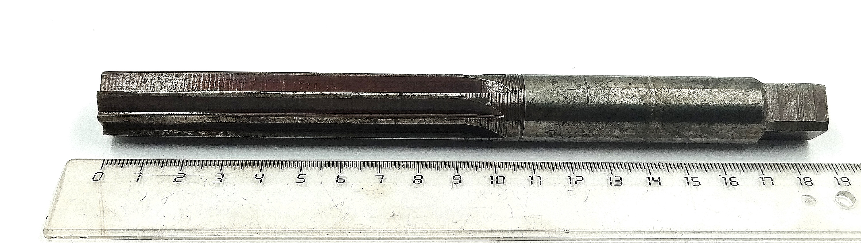 Развертка ручная d 18,3 ц/х Z=8