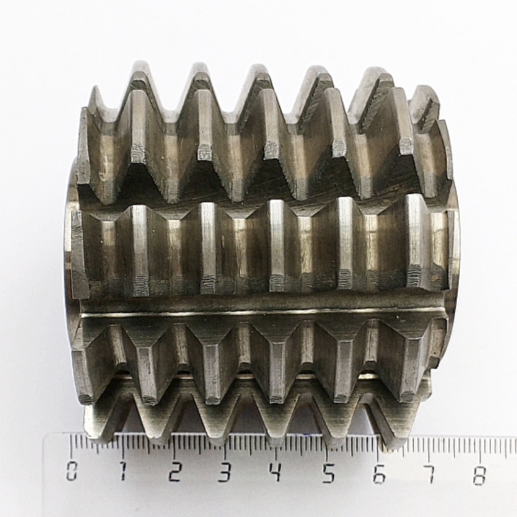 Фреза червячная зуборезная модульная М3,5 Кл-С 20° 3°4' 3841 Р9 (70х75х27)