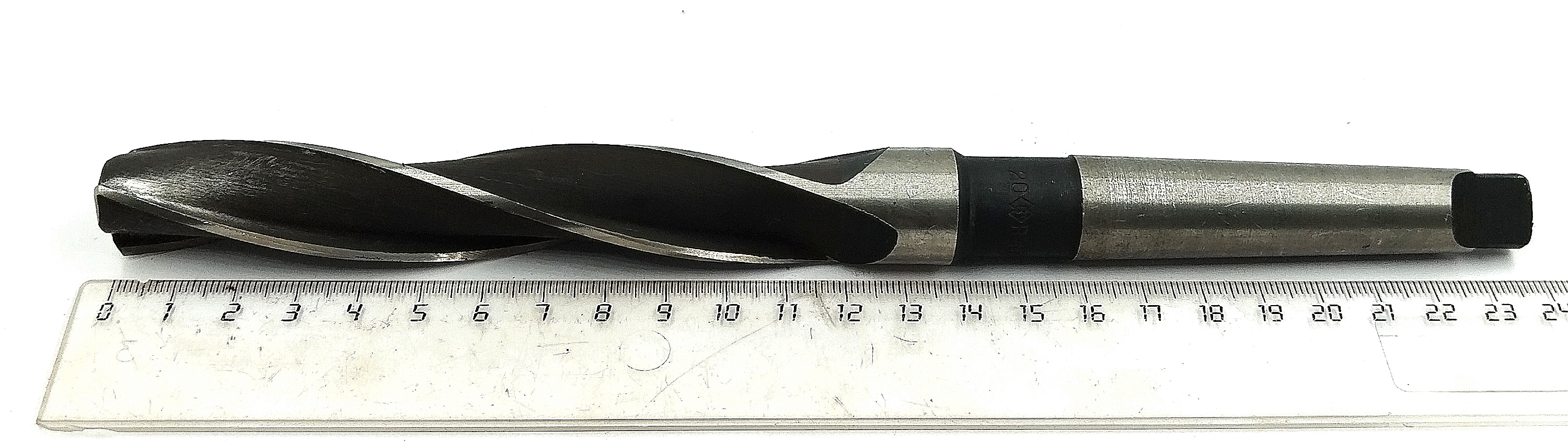Зенкер цельный d 20 к/х КМ2 Z=3 Р6М5