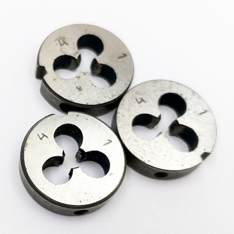 Плашка М4,0х0,5 9ХС (D20мм, L5мм) ГОСТ 9740-71 (компл-т из 3шт)