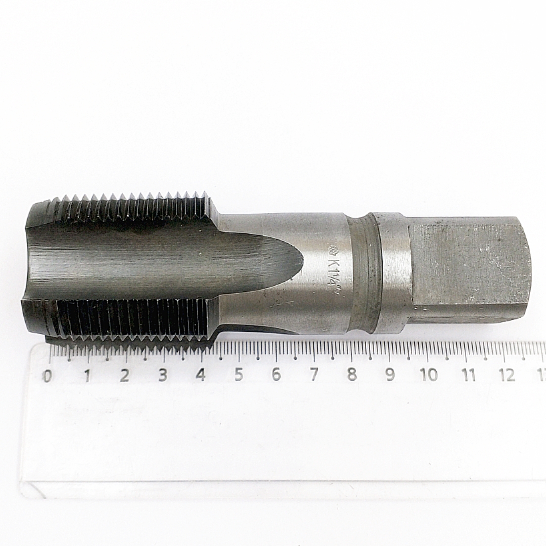Метчик 2680-0012 конический дюймовый K 1 1/4" Р6М5 60° (11,5ниток/дюйм) ГОСТ 6227-80