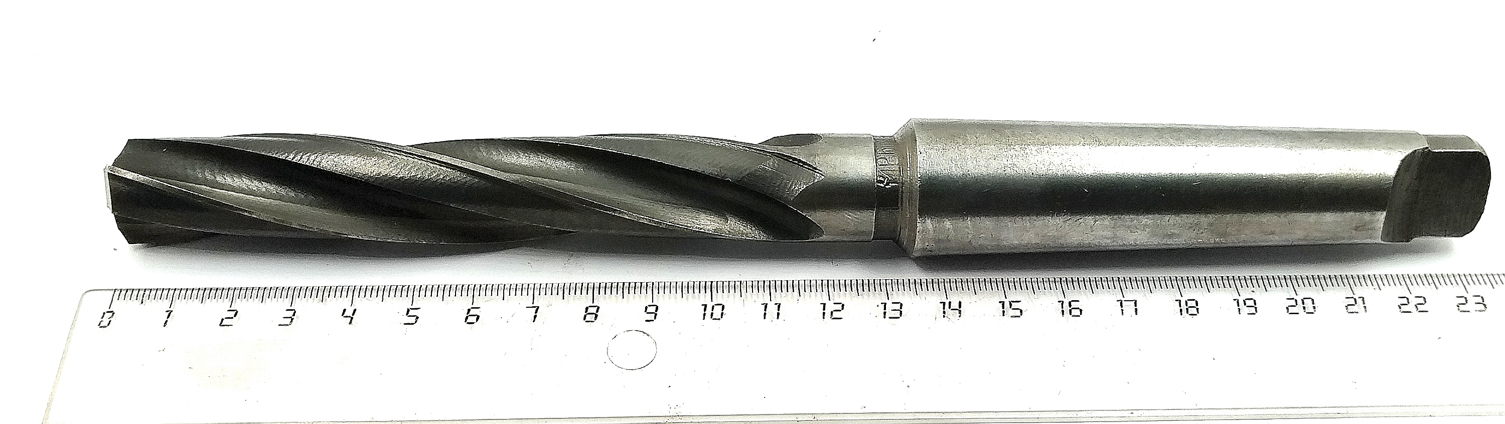 Зенкер цельный d 19 к/х КМ3 Z=3 Р6М5