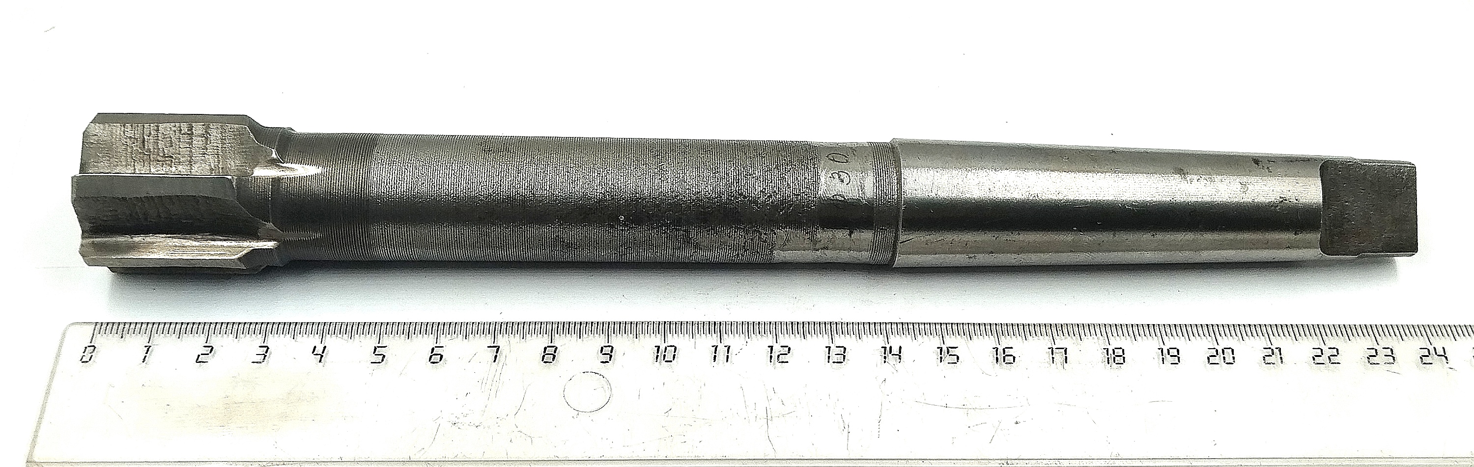 Развертка машинная d 30 H9 к/х КМ3  Z=6