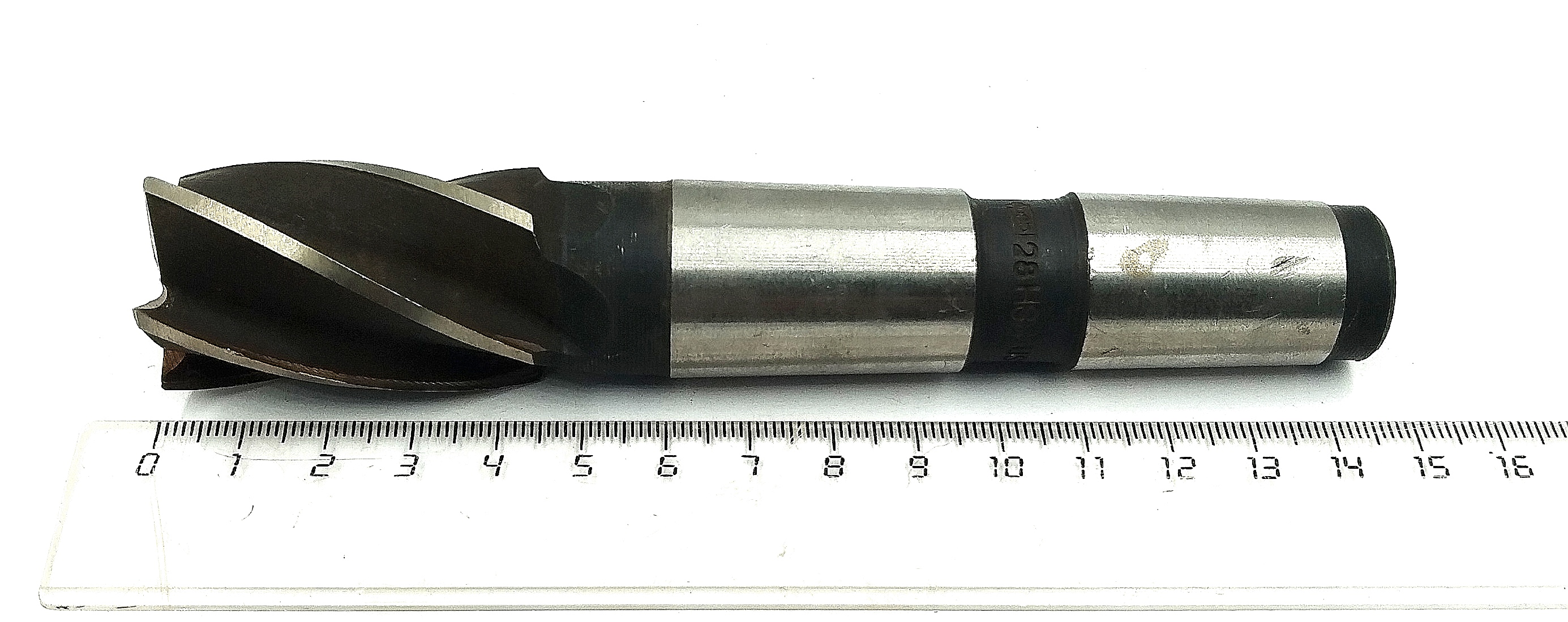 Фреза Концевая d 28х45 к/х Z=5 КМ3 HSS