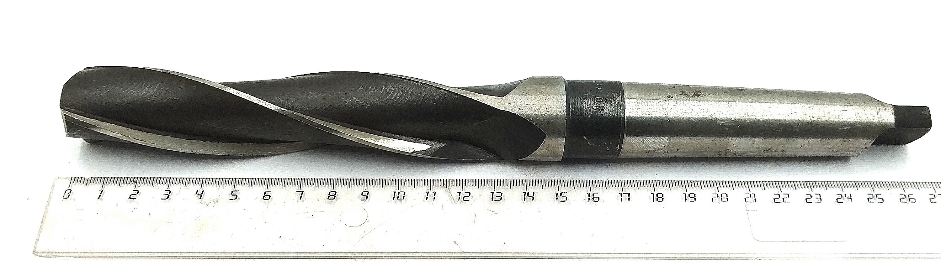 Зенкер цельный d 27 к/х КМ3 Z=3 Р6М5