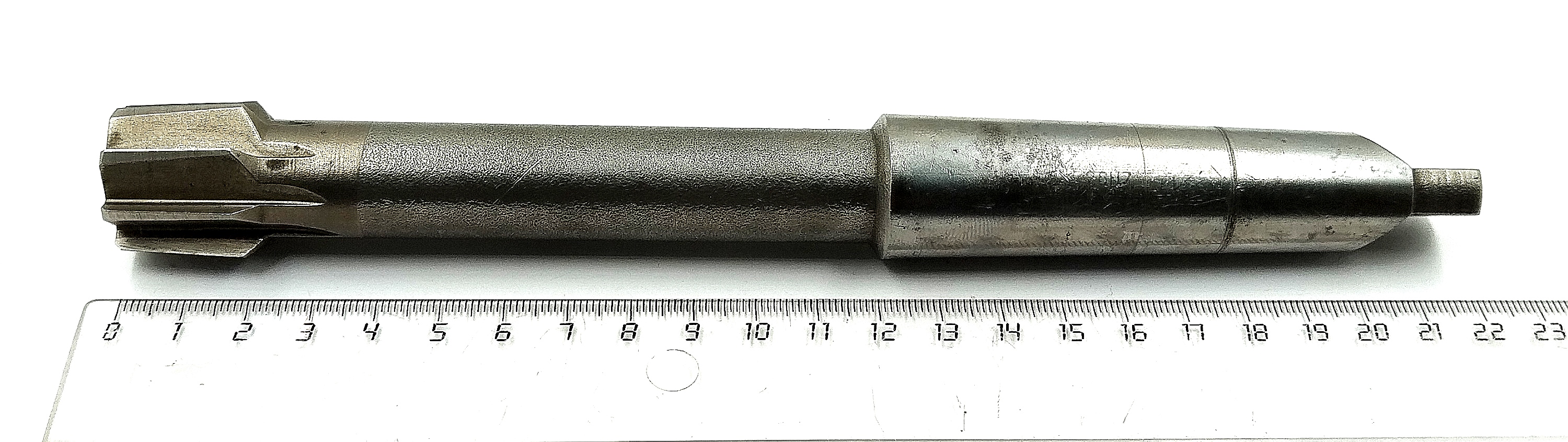 Развертка машинная d 26 Н7 к/х КМ3 HSS Z=8
