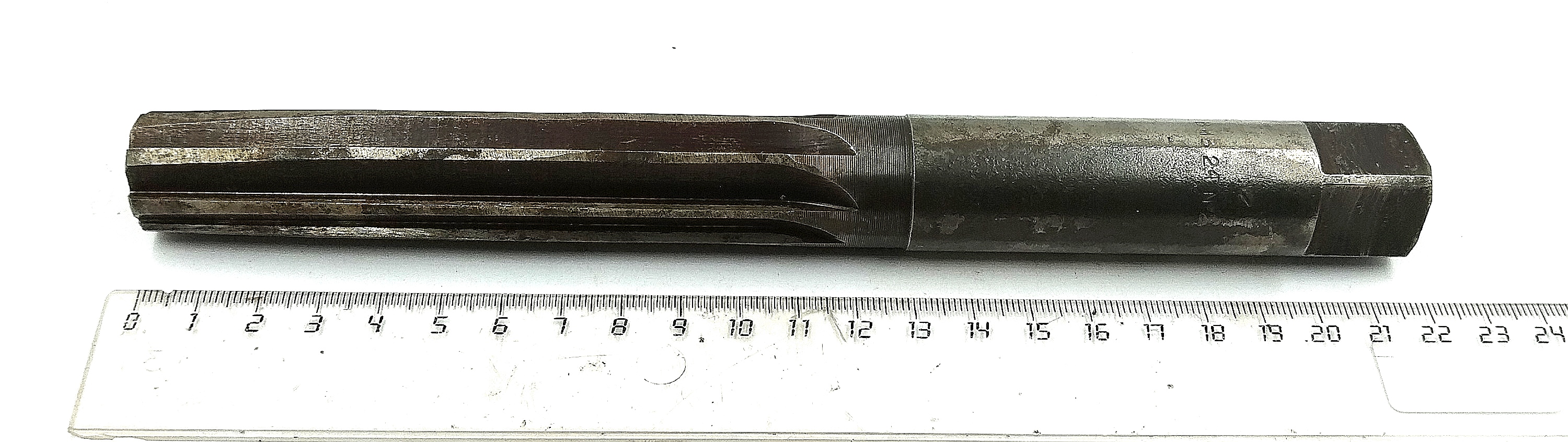 Развертка ручная d 24 №2 ц/х Z=8