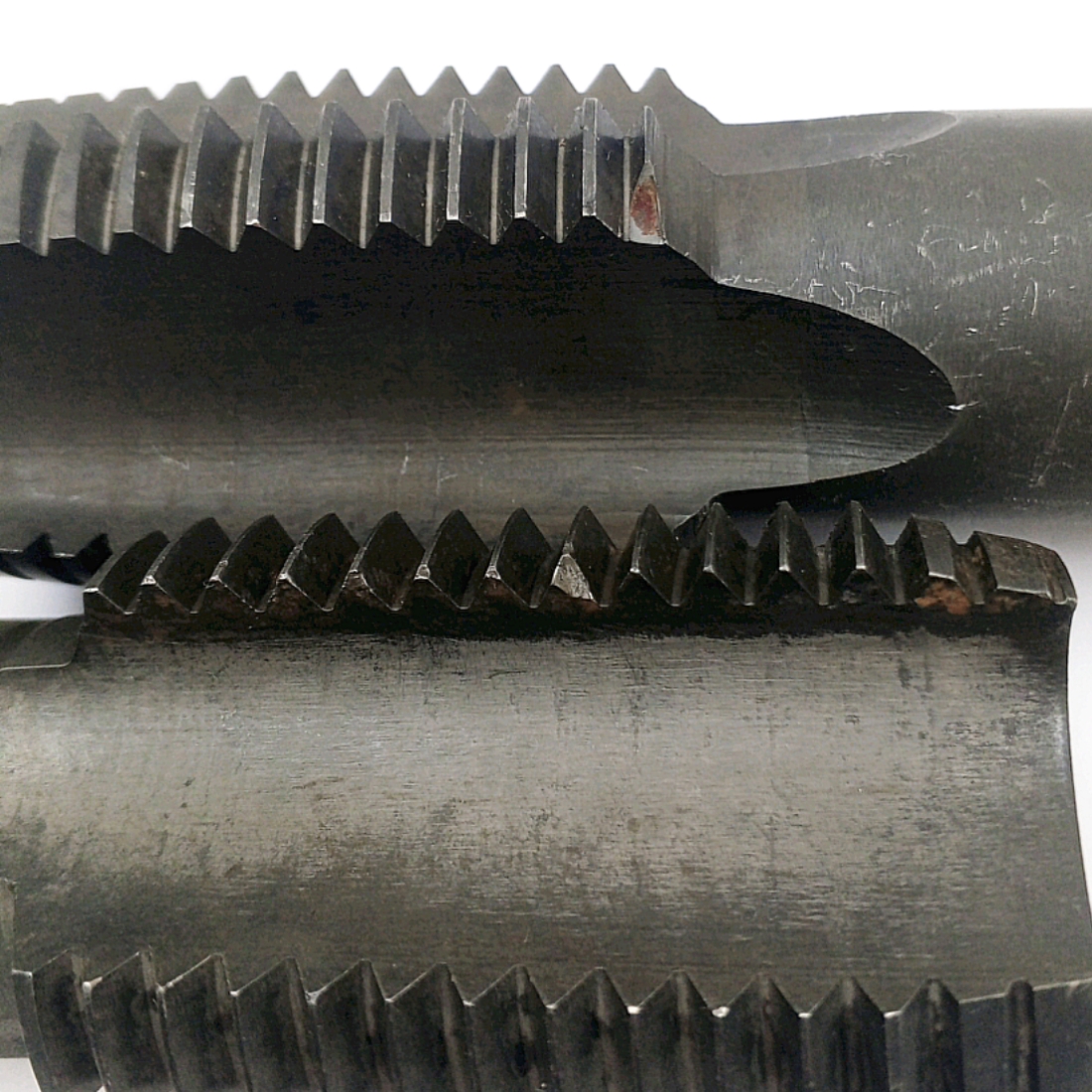 Метчик 2620-2317 (2620-2319) машинно-ручной М52х5,0 кл.2 Р6М5 VAP (комплект 2шт) ГОСТ 3266-81 (СКОЛ)