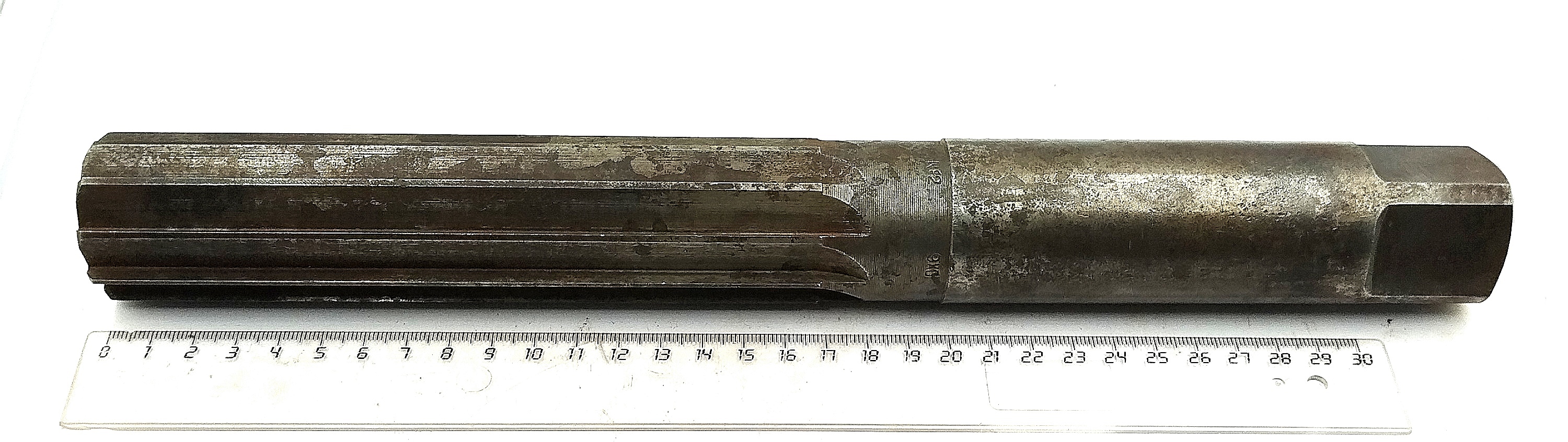 Развертка ручная d 40 №2 Z=10 ц/х 9ХС