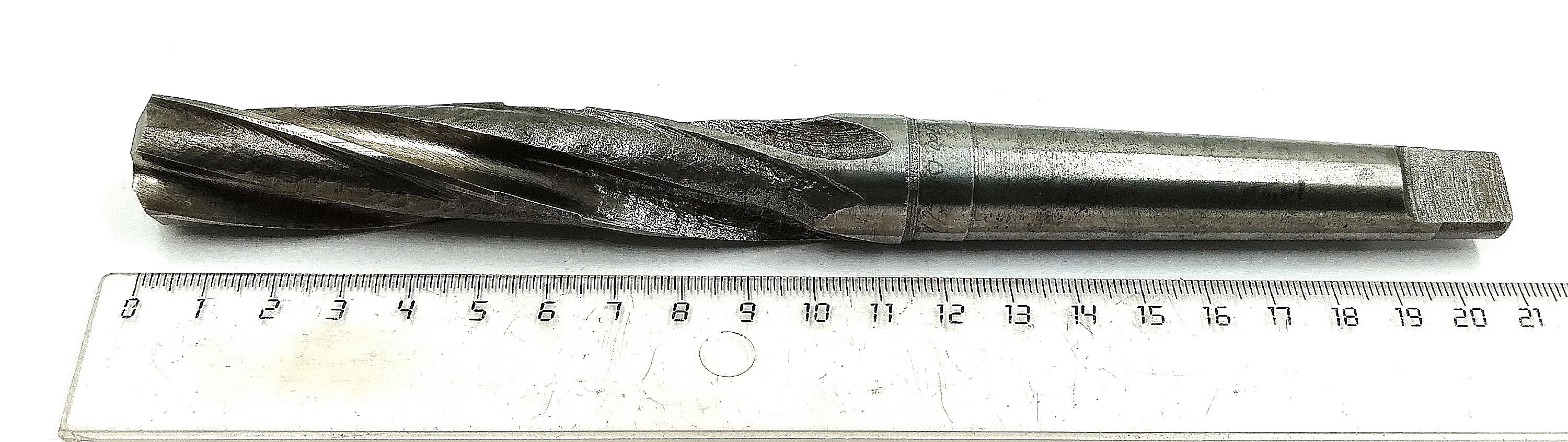 Зенкер цельный d 20 №2 к/х КМ2 Z=3 Р6М5 (Карандаш)