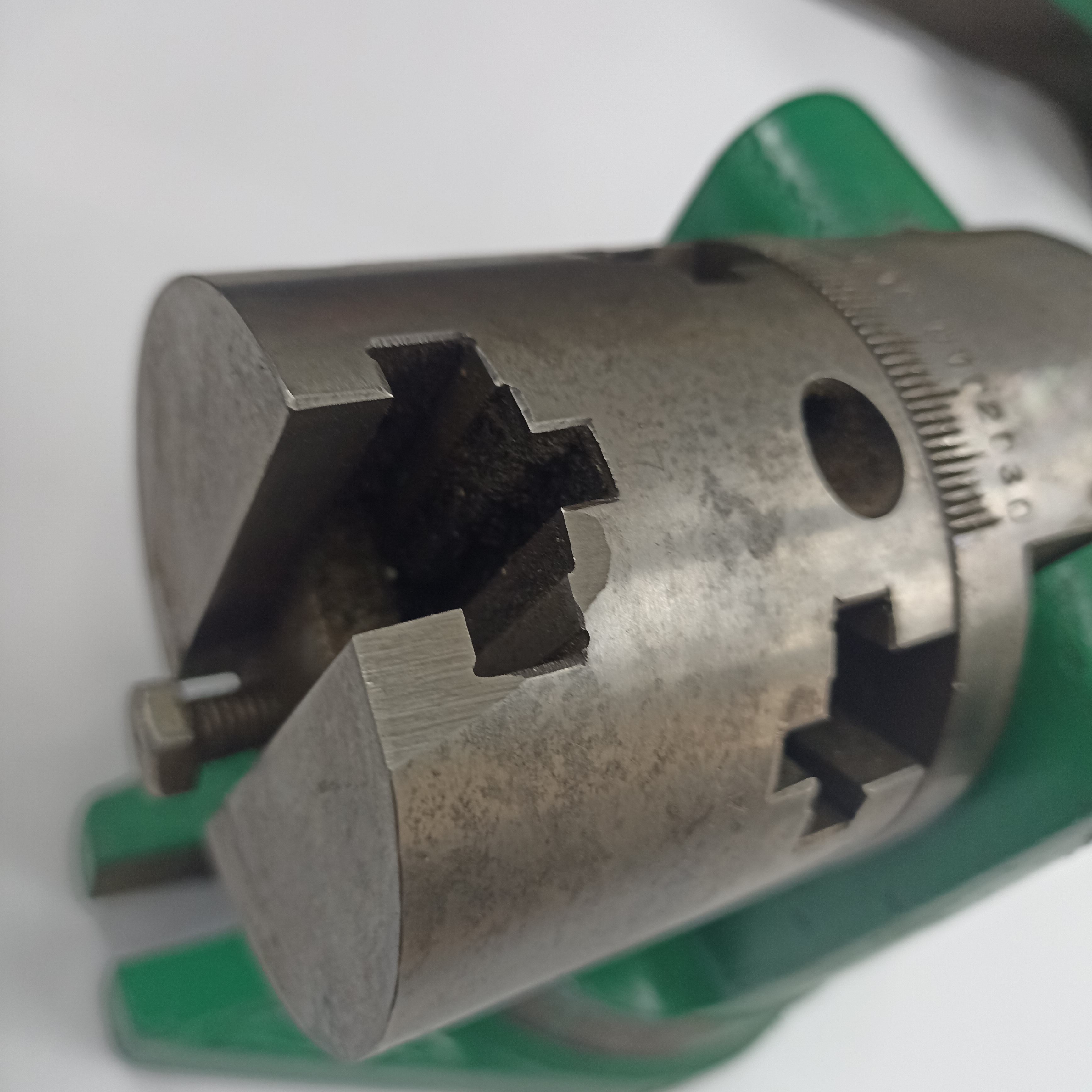 Приспособление для заточки круглых гребенок для головок 1К, 2К, 3К, 4К, 1КА, 2КА, 3КА, 4КА