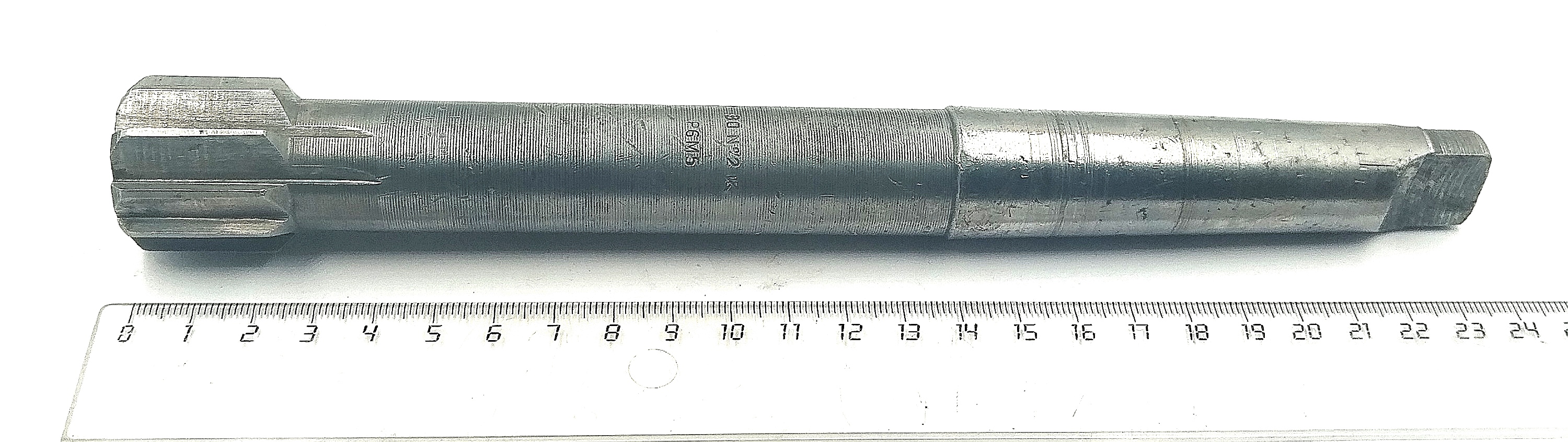 Развертка машинная d 30 №2 к/х КМ3 Р6М5 Z=10