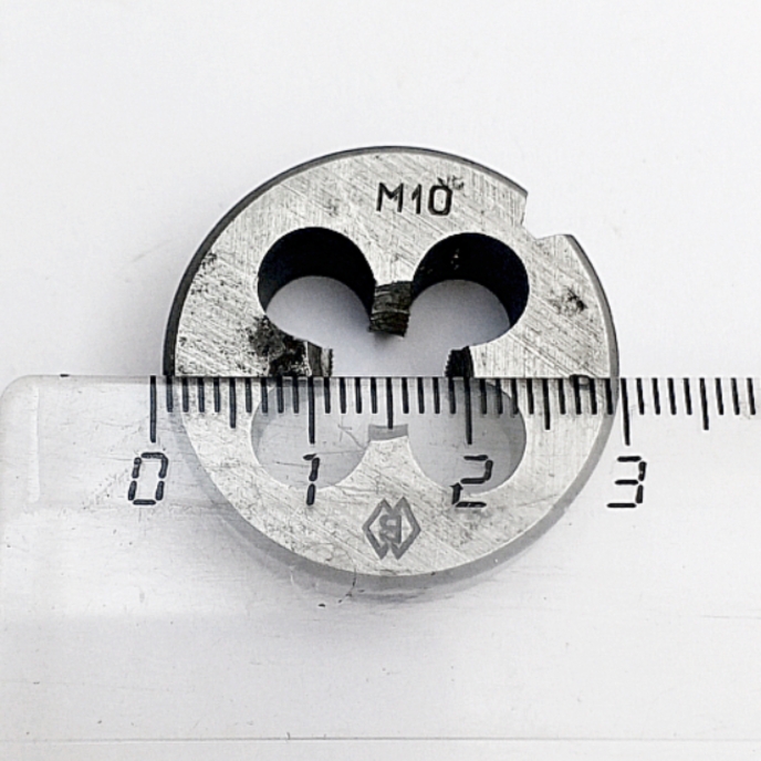 Плашка М10х1,5мм (d30мм, h11мм) компл-т из 4 шт. 