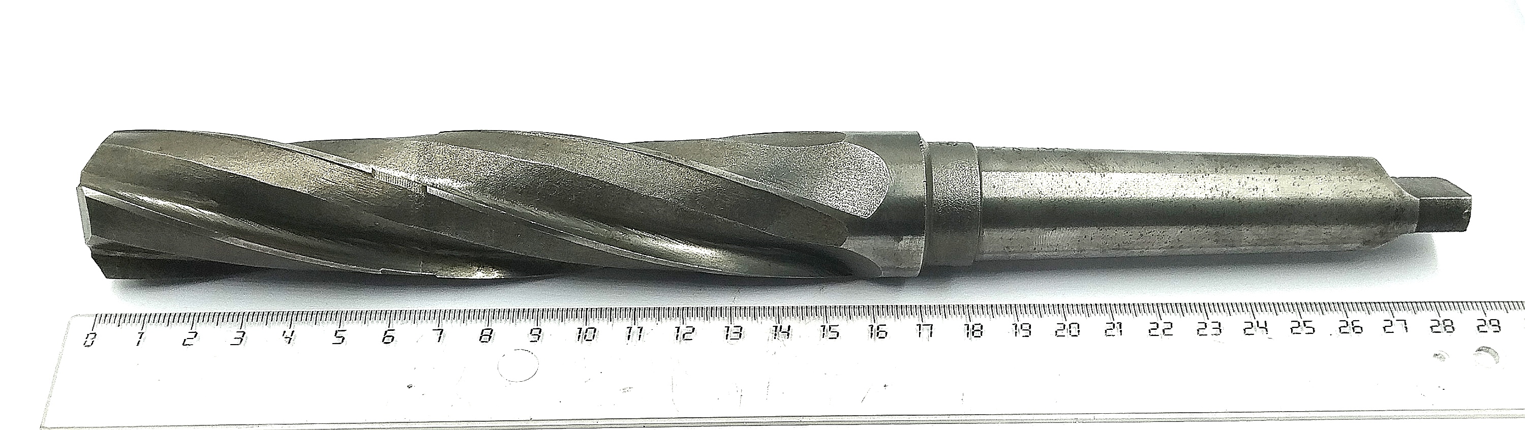 Зенкер цельный d 30,9 к/х КМ3 Z=4 Р6М5 (Карандаш)