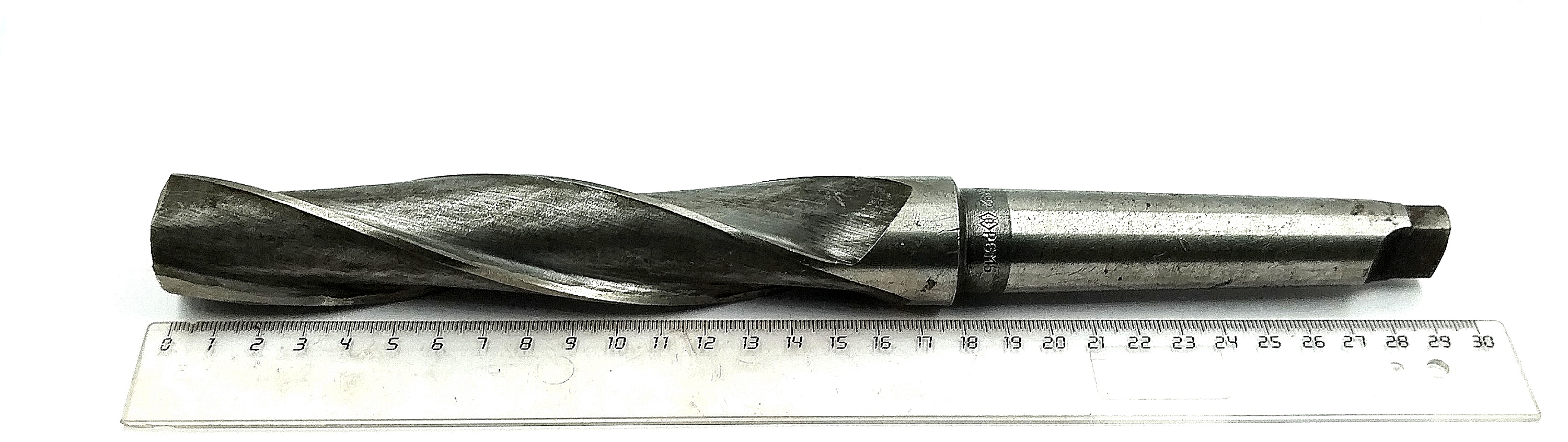 Зенкер цельный d 30 №2 к/х КМ3 Z=3 Р6М5