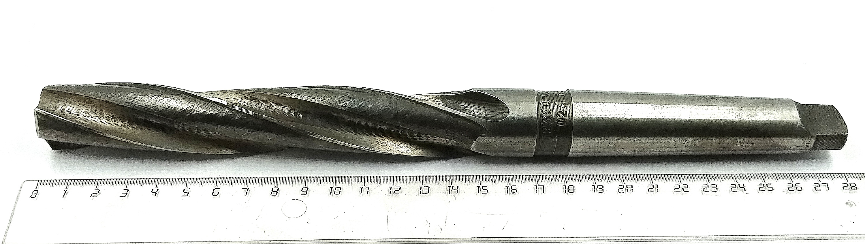 Зенкер цельный d 24 к/х КМ3 Z=3 Р6М5