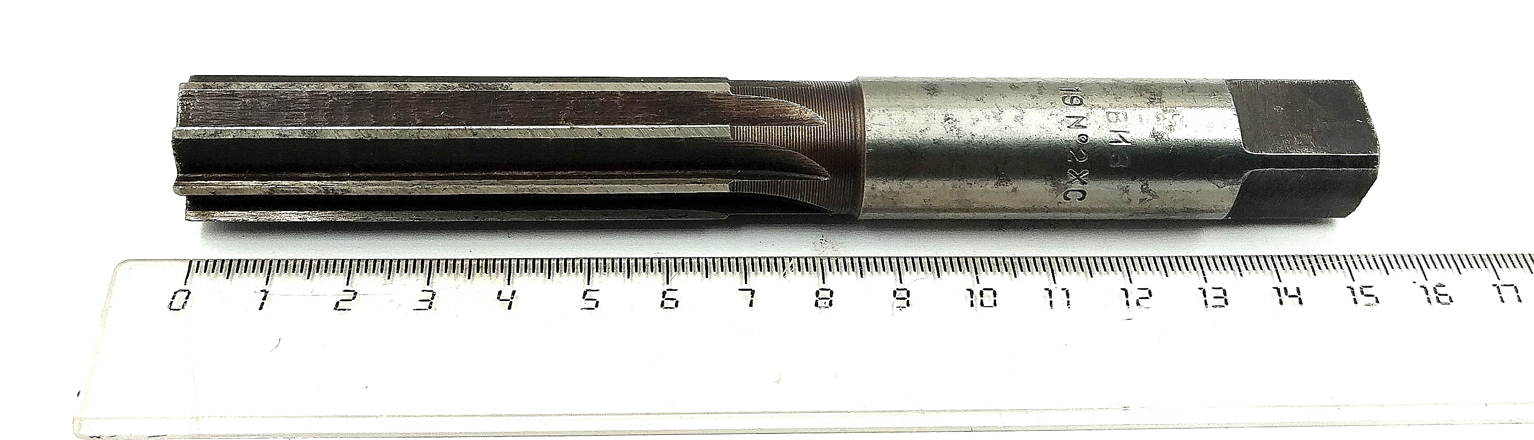 Развертка ручная d 19 №2 ц/х Z=8 ХС