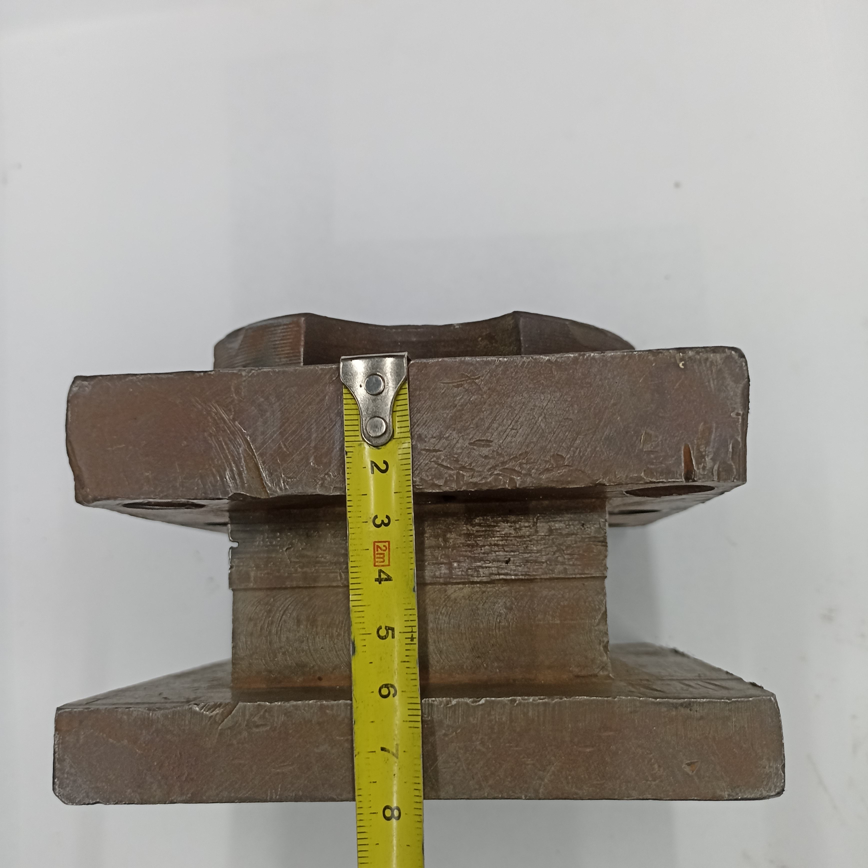 Резуедержатель 230Х130Х80  d30 мм