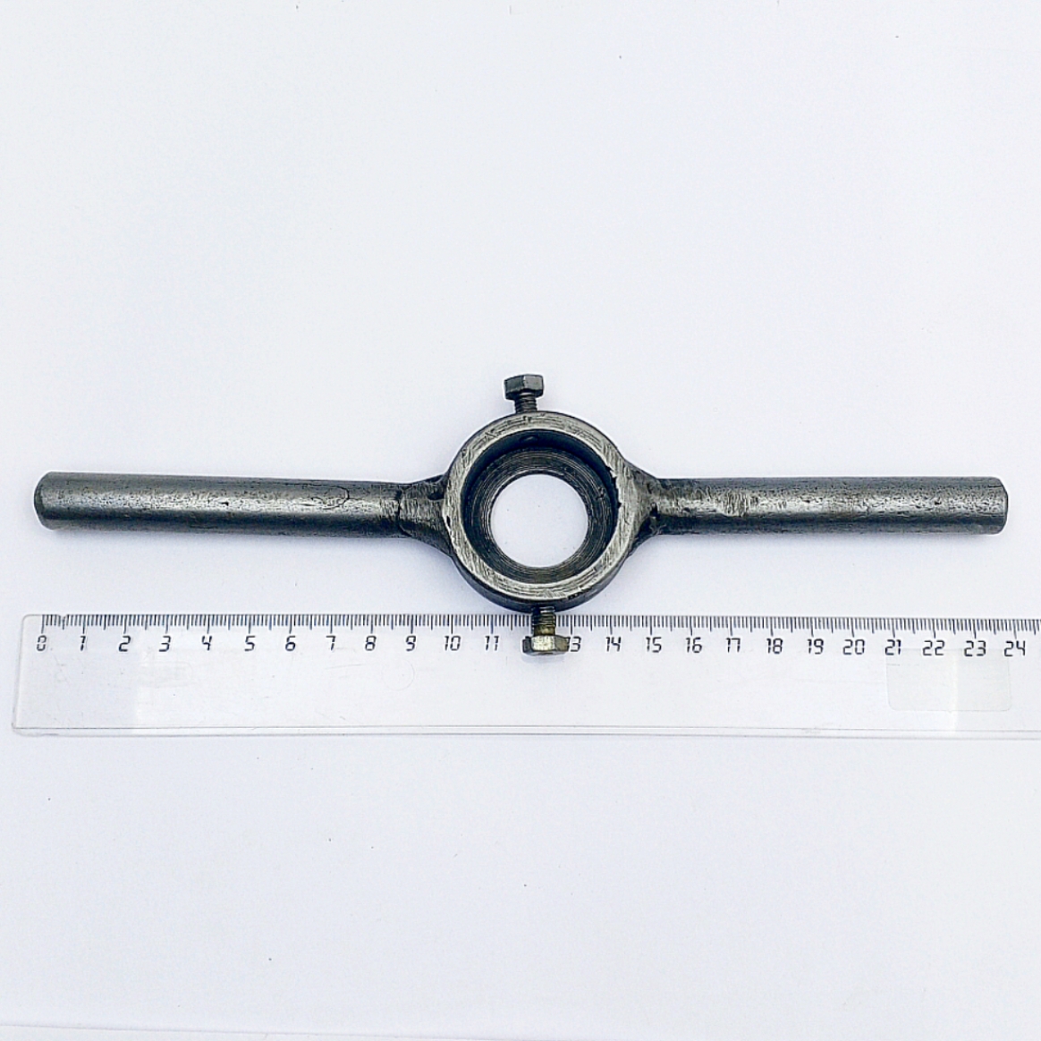 Плашкодержатель посадка d38х15мм L235мм